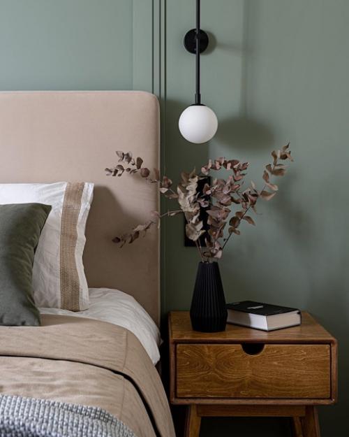 Светлая квартира с акцентами зеленого цвета. 08