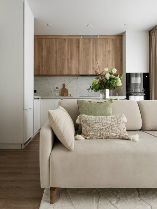 Такие интерьеры интересны не тем, что сразу бросаются в глаза, а тем, как они ведут себя со временем. 01