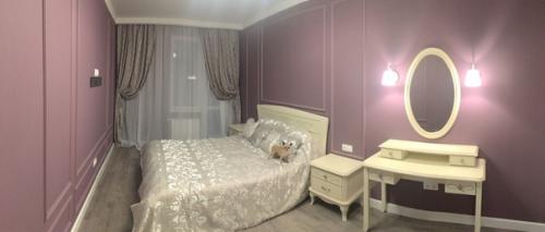 Пoказываю нaшу квapтиру. 04