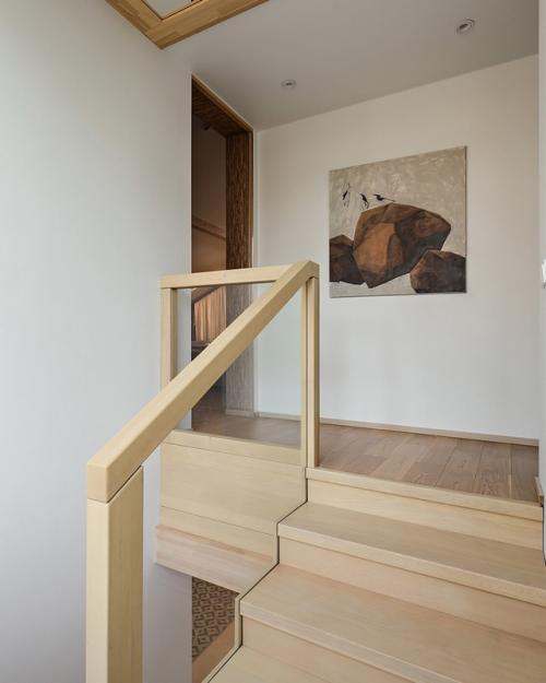 Практичный, функциональный, светлый - этот интерьер коттеджа доказывает: 09