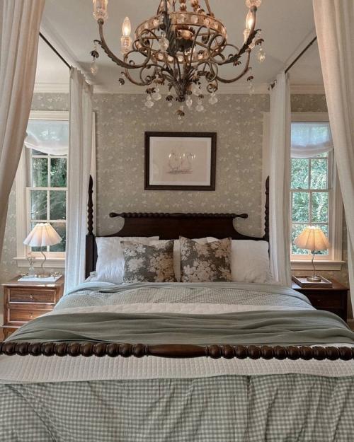 Этот загородный дом - не просто место, это настроение. 05