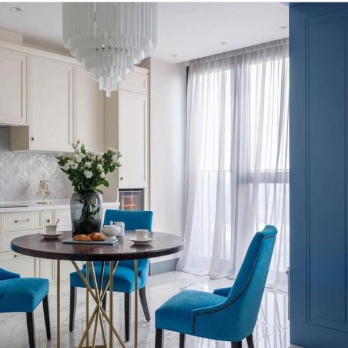 Кухня - гостиная в стиле неоклассика. 03