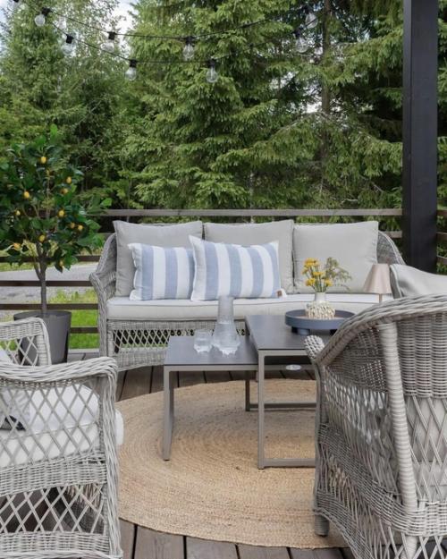 Современный, тёплый, с изюминкой интерьер загородного дома. 02