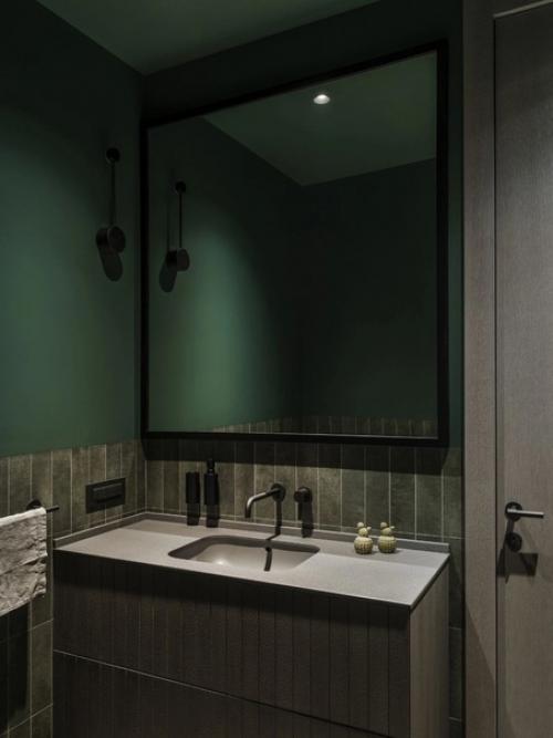 Уютный интерьер, окутывающий своих владельцев мягкими серо-зелеными тонами. 07