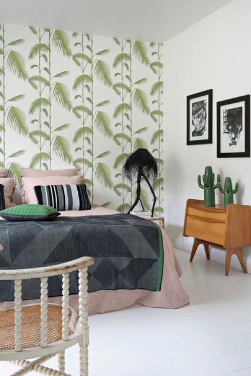 Спокойные интерьер и необычные акцентные стены. 09