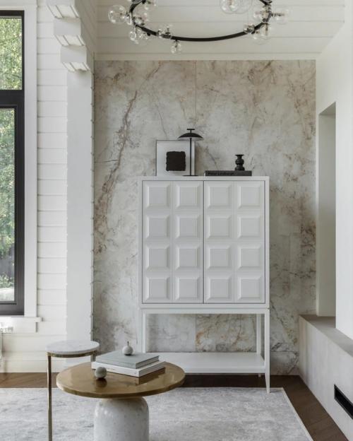 Этот дом расположен в живописном месте - вдали от городской суеты, среди зелени и тишины. 08