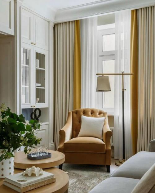 Интерьер выполненный в стиле современной классики, которая стала основным стилистическим направлением с самого начала. 08