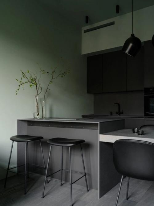 Уютный интерьер, окутывающий своих владельцев мягкими серо-зелеными тонами. 02