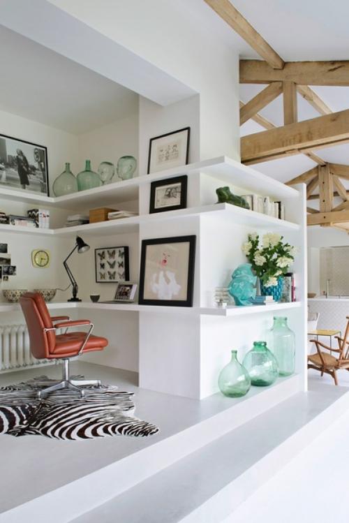 Спокойные интерьер и необычные акцентные стены. 03