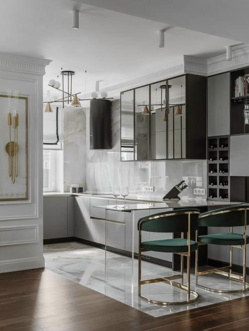 Современный и функциональный загородный дом с элементами классики и яркими акцентами сочетает в себе удобство, гармонию и выразительный дизайн. 06