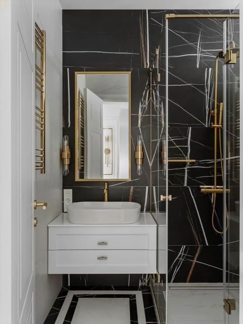 Современный и функциональный загородный дом с элементами классики и яркими акцентами сочетает в себе удобство, гармонию и выразительный дизайн. 04