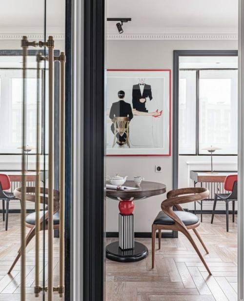 Необычный дизайн квартиры - это смелый и продуманный интерьер, созданный для настоящих ценителей искусства и нестандартных решений. 02