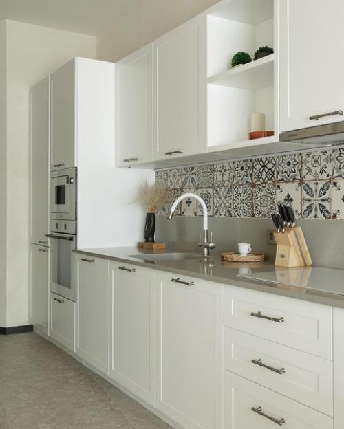 Квартира с необычной трапецевидной планировкой.