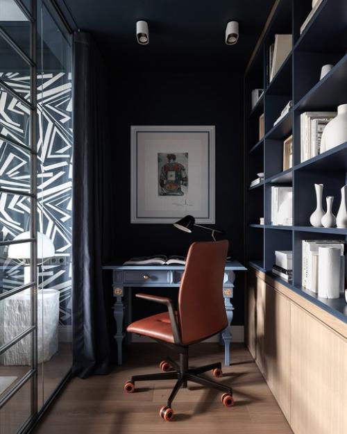 Эстетика европейских арт - галерей органично вписалась в контекст московской Сталинки. 02