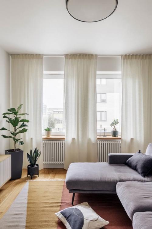 Минимализм в этом интерьере предусмотрел все для комфортной жизни - простоту, динамику, рациональное использование площади и многое другое.