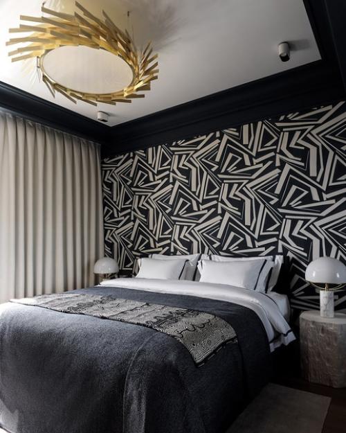 Эстетика европейских арт - галерей органично вписалась в контекст московской Сталинки. 03