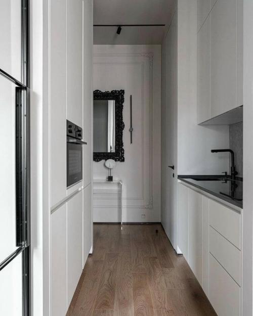 Эта квартира доказывает, что даже на небольшой площади можно создать стильное и комфортное пространство. 03