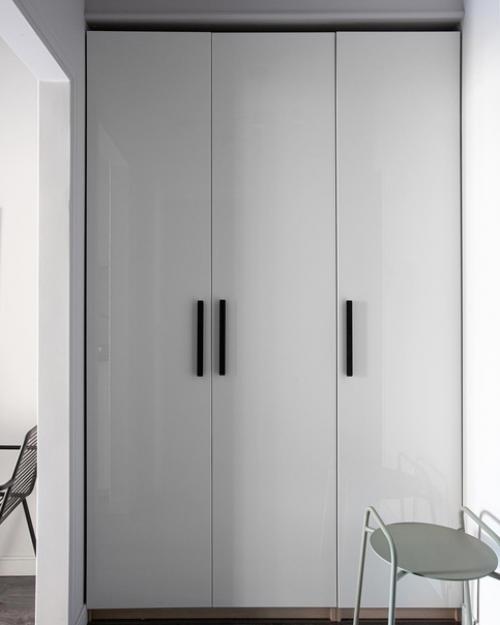 Комфортный интерьер с яркими акцентами. 06