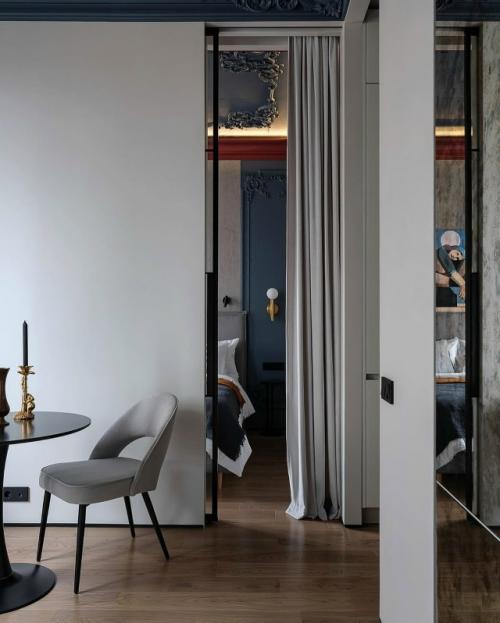 Эта квартира доказывает, что даже на небольшой площади можно создать стильное и комфортное пространство. 09