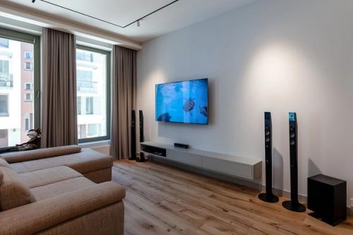 На ваш суд квартира для семьи из двух человек (72 кв. 02