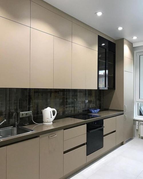 Я теперь буду жить на кухне! 01