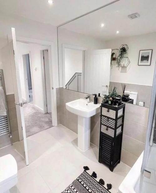 Стильный дизайн.  Хочется каких-то ярких решений, но понимаю, что это дело вкуса. 08