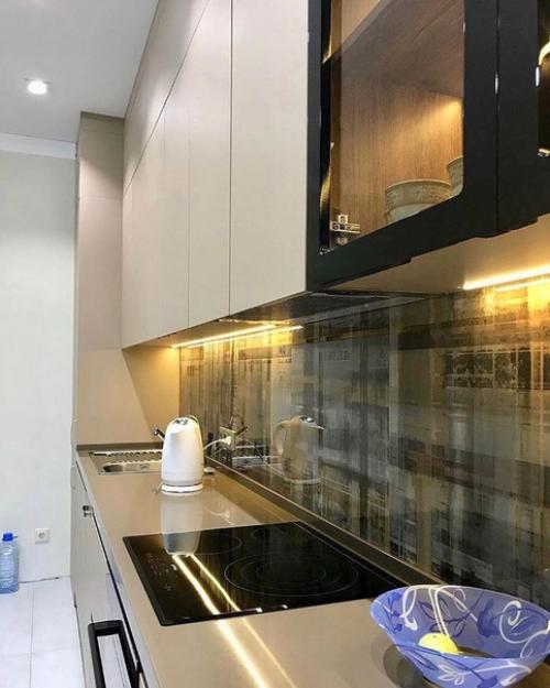 Я теперь буду жить на кухне! 02