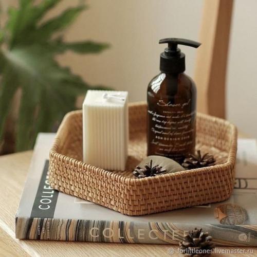 Подносы и корзинки отлично работают на расхламление пространства. 06