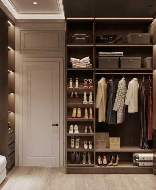 Шикарная гардеробная комната в квартире. 03