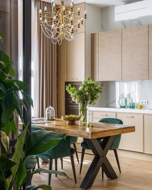 Реализованный интерьер двухкомнатной квартиры с яркими акцентами. 02