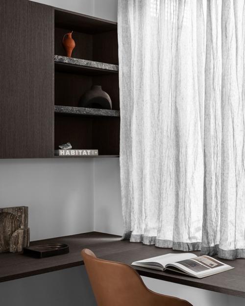 Светлый и безмятежный интерьер, который наполняет жизнь естественным светом и связывает с окружающей природой. 04