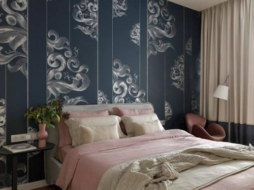 Интерьер небольшой квартиры отражает тонкое единение города и природы, создавая атмосферу спокойствия и внутренней свободы. 02