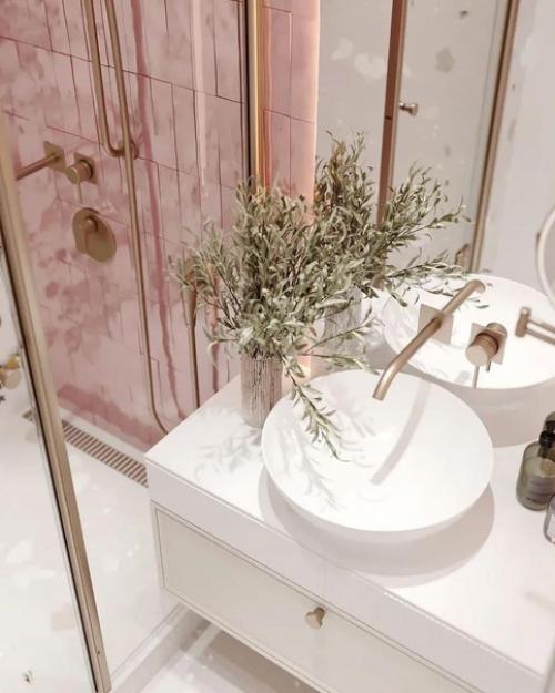 Ванная комната в нежной цветовой гамме. 03