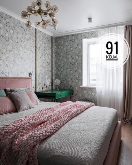 Один из самых ярких и нестандартных интерьеров квартиры, общей площадью 91 кв. 06