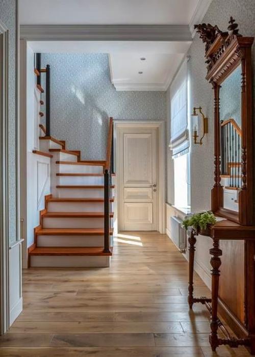 Бабушкина скатерть, старинный буфет, потрясающая отделка: семейный дом с заботой об истории. 03