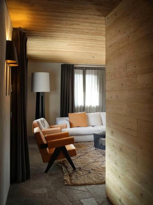 Тёплая атмосфера настоящего горного шале - место, где уют встречается с величием природы. 05