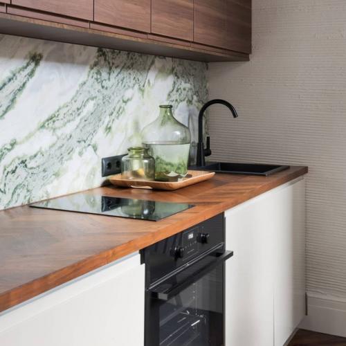 Очень маленькая, но красивая квартира. 01