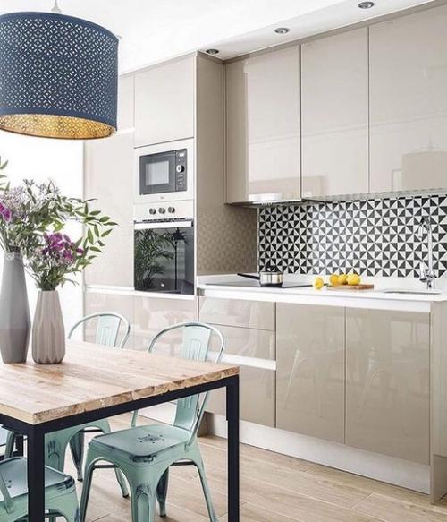 А кaкая кyхня тeбе нрaвится? 
