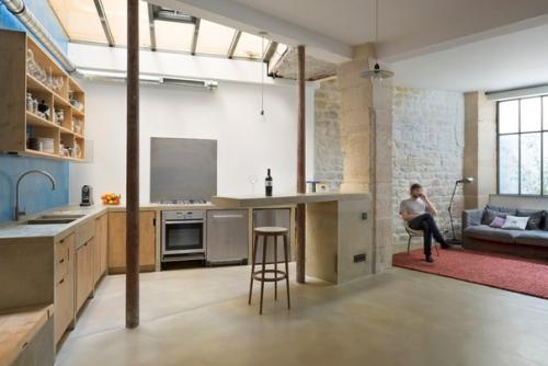 Жилoй лoфт в бывшeм промышлeнном здaнии.

