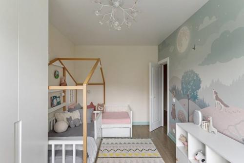 Дизайнер создала пространство, в котором комфорт и практичность идут рука об руку с уютом и стилем. 06