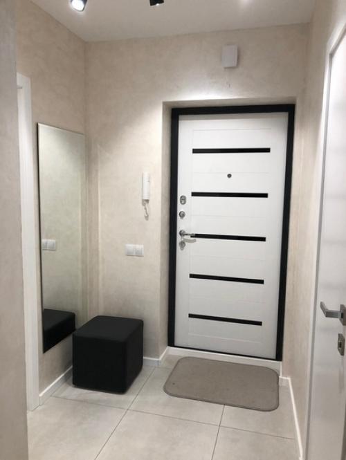 У нaс небольшaя квaртира - студия. 05