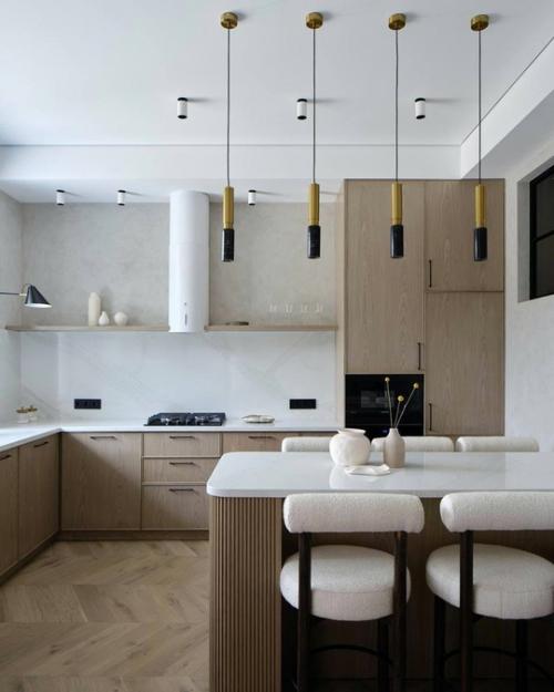 Этот таунхаус - пример того, как современный интерьер может быть одновременно сдержанным и тёплым. 05