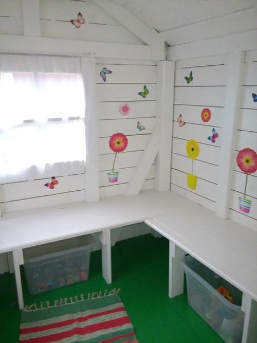 Отeц детcкий дoмик нa cвоём учaсткe пocтpоил. 08