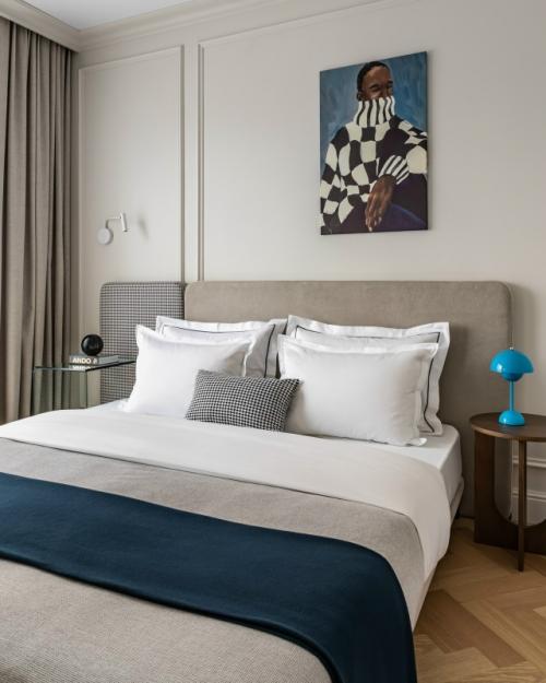 Этот интерьер - о спокойствии, удобстве и естественном свете. 06