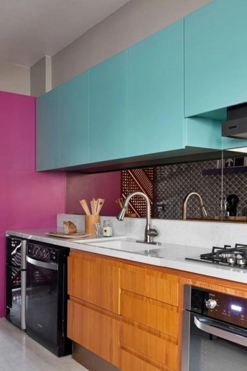 Красочная квартира с коллекцией винтажа. 06