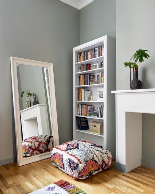 Интерьер с духом места и эпохи постройки дома. 04