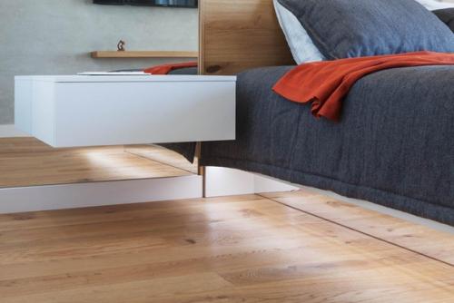 Парящая кровать в дизайн - проекте Структура и Свет. 02