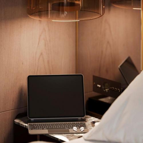 Восхитительный дизайн!  Сочетание цвета, мягкой мебели, просто желанный. 05