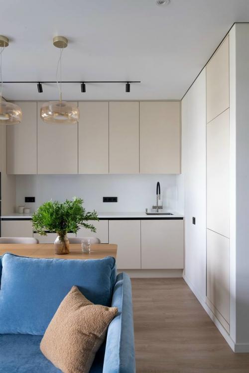 На площади 46 кв. 01