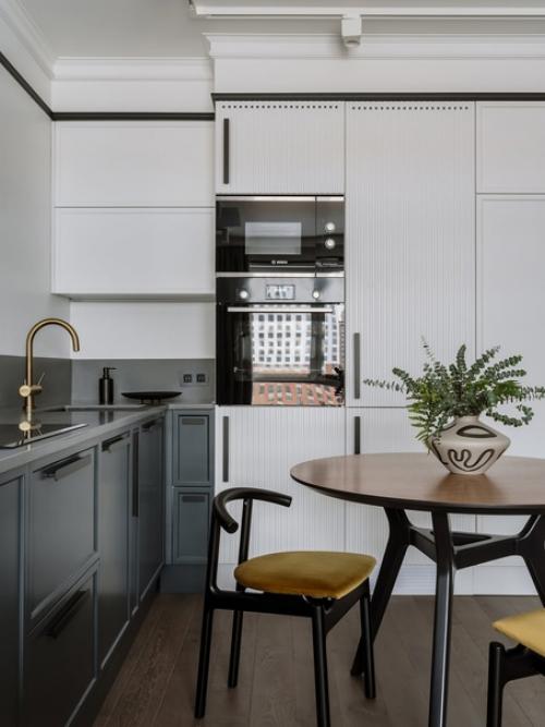 Евродвушка с большой кухней - гостиной и камерной спальней. 02